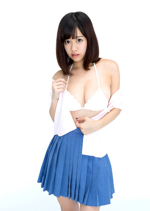 Miyu Natsue 夏江美優